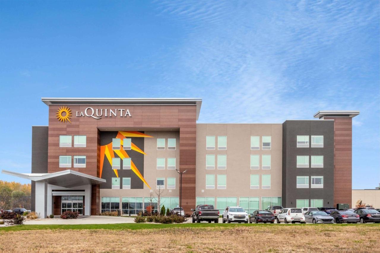 La Quinta Inn & Suites By Wyndham Shorewood Zewnętrze zdjęcie